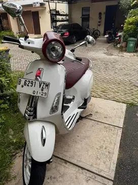 Vespa primavera 2018 iget dan abs