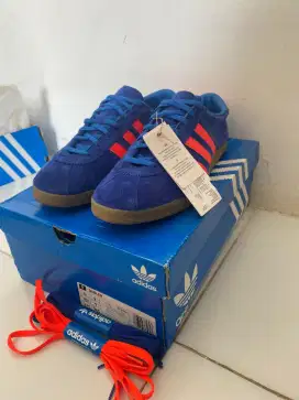 ADIDAS DUBLIN sz 43