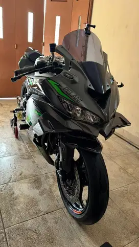 FORSALE ZX25R ABS SE 2023