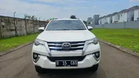 DiJual Toyota Fortuner 2.4 VRZ 2016 Diesel Putih TGN Pertama mulus