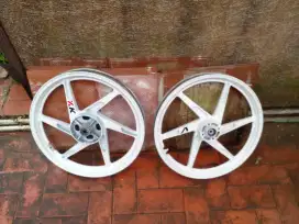 Velg satria lumba/kotak dobel disk