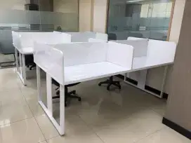 Meja kantor sekat custom