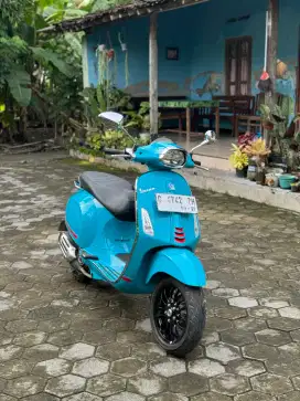 Vespa sprint S 2022 blue audace plat G Pekalongan