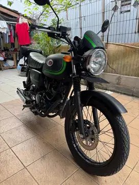 KAWASAKI W 175 CAFE RACER 2022