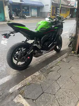 Kawasaki ninja zx25 2022 plat AB