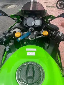 Kawasaki ninja zx25 2022 plat AB