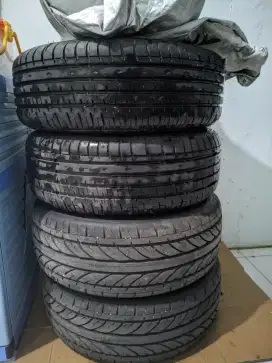 Ban 195/55 R15 pemakaian 1bln