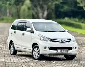 DP 3 jt! Toyota Avanza G Matic 2014 Antik Spt Baru!!