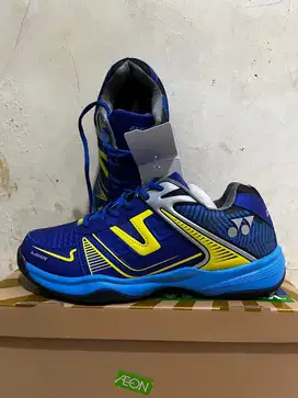 Sepatu badminton yonex tokyo 3 original