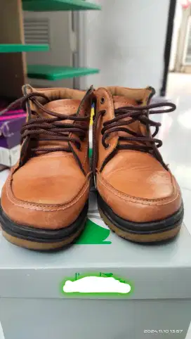 Sepatu Boot WANITA