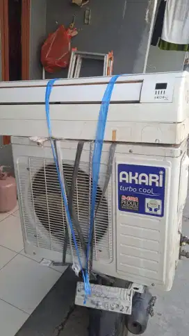 Service AC bongkar pasang AC tukang AC panggilan isi freon AC