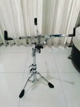 Stand snare Yamaha seri ss740