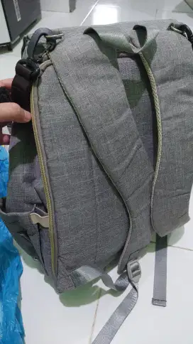 Tas sandang bayi