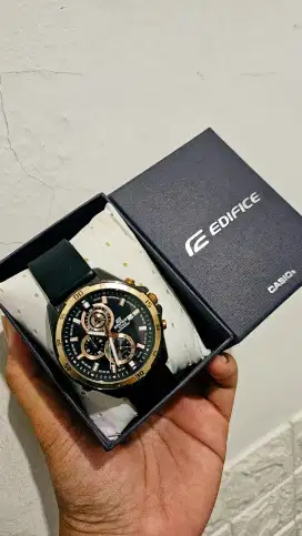 Casio Edifice EFR 547 BKG Black Gold