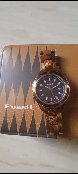 Jam tangan wanita fossil