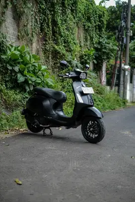 PIAGGIO VESPA MATIC SPRINT 150 IGET ABS FACELIFT NOTTE LIMITED SERIES