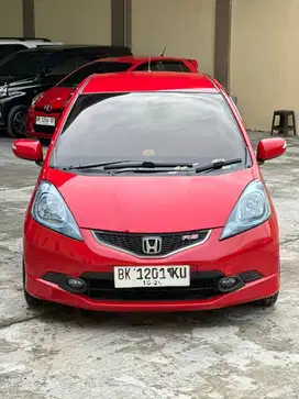 Honda jazz rs at matic 2011