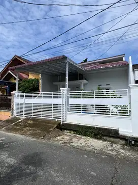 Rumah Baru siap huni 2 lantai minimalis