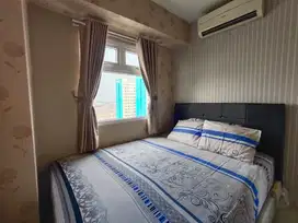 sewa tahunan 2br apartemen green pramuka, jakarta