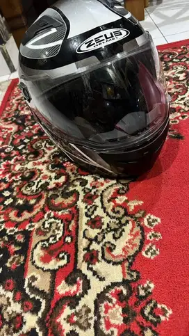 Dijual Helm Zeus Like New