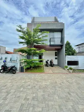 Dijual Rumah Urban Industrial Dekat MRT Labak Bulus dan Fatmawati