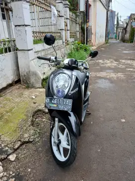 Jual scoopy karbu thn 2012