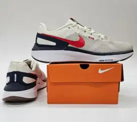 NIKE ZOOM STRUCTURE25