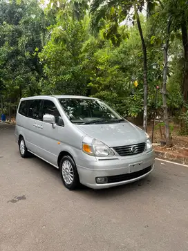 Nissan Serena 2009 Bensin