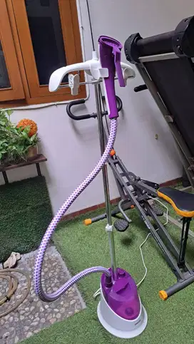 Philips Steam Iron GC506 with 2 Steam Settings 1600W