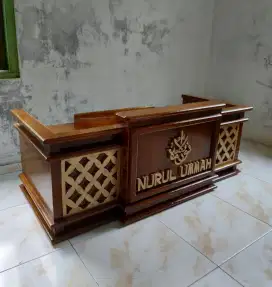 Meja majelisan, meja gus iqdam