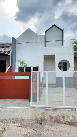 Rumah Murah Satu setengah lantai mewah citra indah city