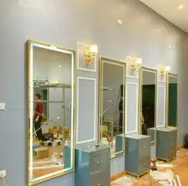 Meja salon , Barbershop , Interior salon