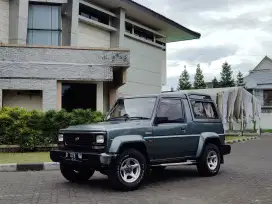 Taft Rocky Independent 1997 MT 4x4 Hijau Original