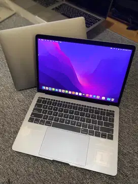 MacBook Pro Retina 2017 i5 8/256 GB Spacegray