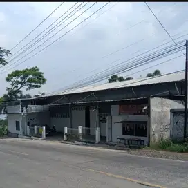 Dijual Cepat Gudang dan Lapangan Futsal di Sukabumi-Cianjur