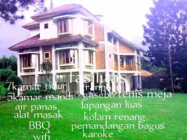 Villa asri dan besar dengan fasilitas lengkap