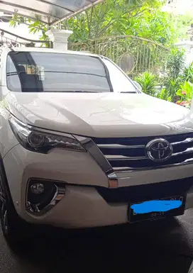 Fortuner 2017 Putih Solar