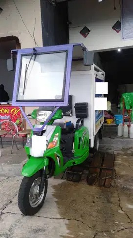 Motor Roda 3 Cocok Untuk Usaha Sudah Modifikasi Box Nego Sampai Jadi