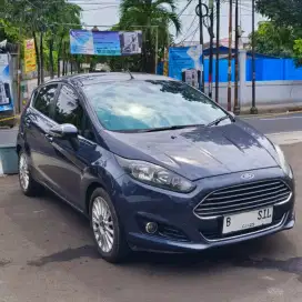 DIJUAL 2015 FORD FIESTA TYPE S TERTINGGI LOW KM NEGO, PAJAK PANJANG