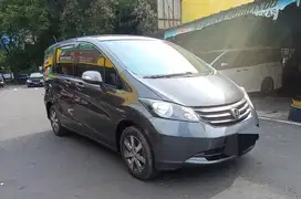 Honda Freed PSD A/T 2011, Bagus , murah