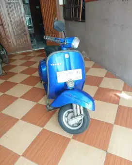 Vespa super tahun 1978