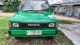 1992 Kijang Super KF50 Long