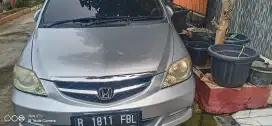 Dijual mobil honda city tahun 2006