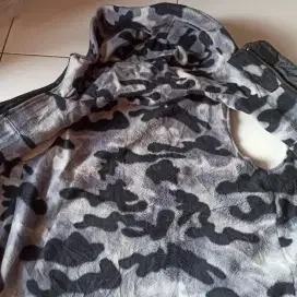 Rompi hoodie outdoor bolak balik camo