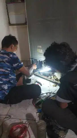 Servis panggilan siap dtg kulkas freezer showcase mesin cuci lampung