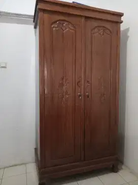 Lemari baju 2 pintu