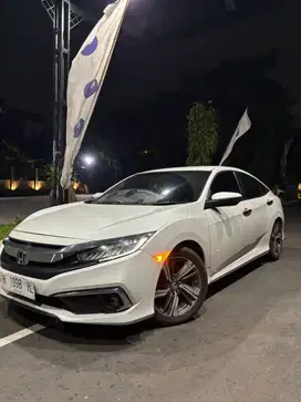 Honda Civic 1.5 CVT ES (2019)