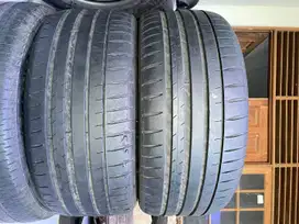 Ban Michelin Pilot Sport 4 225 40 r18 2pcs