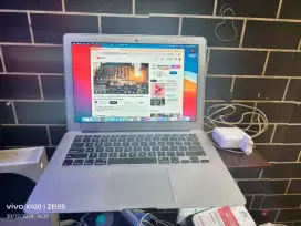 MacBook Air 2017 Core i5 Ram 8/256Gb Siap Pakai