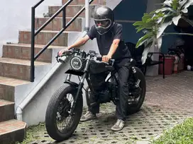 Dijual Megapro 2001 Custom Caferacer - Gahar dan Siap Touring!